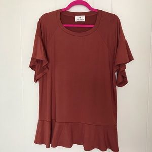 Women’s flowy blouse